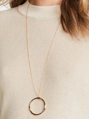 EUC Gorjana “Quinn” Adjustable Necklace. - Gold